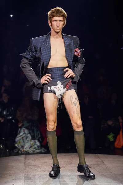 Look 2